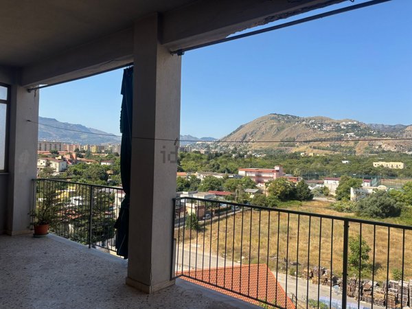 appartamento in vendita a Palermo in zona Altarello