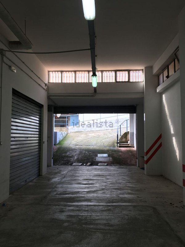 locale di sgombero in vendita a Palermo