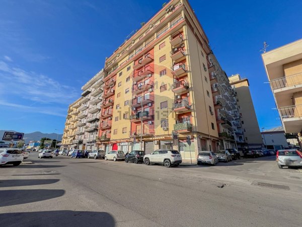 appartamento in vendita a Palermo in zona Altarello