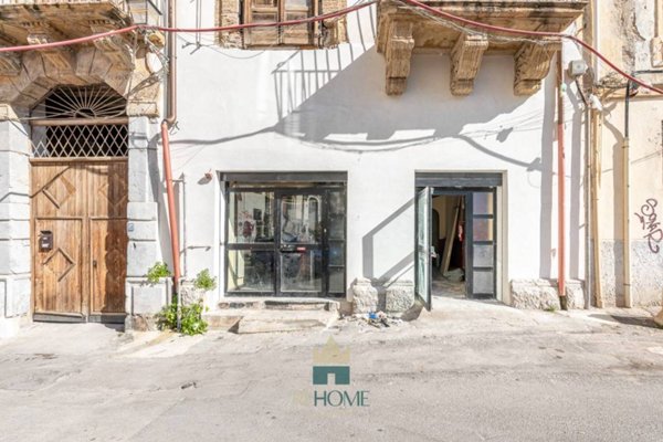 negozio in vendita a Palermo in zona Centro storico