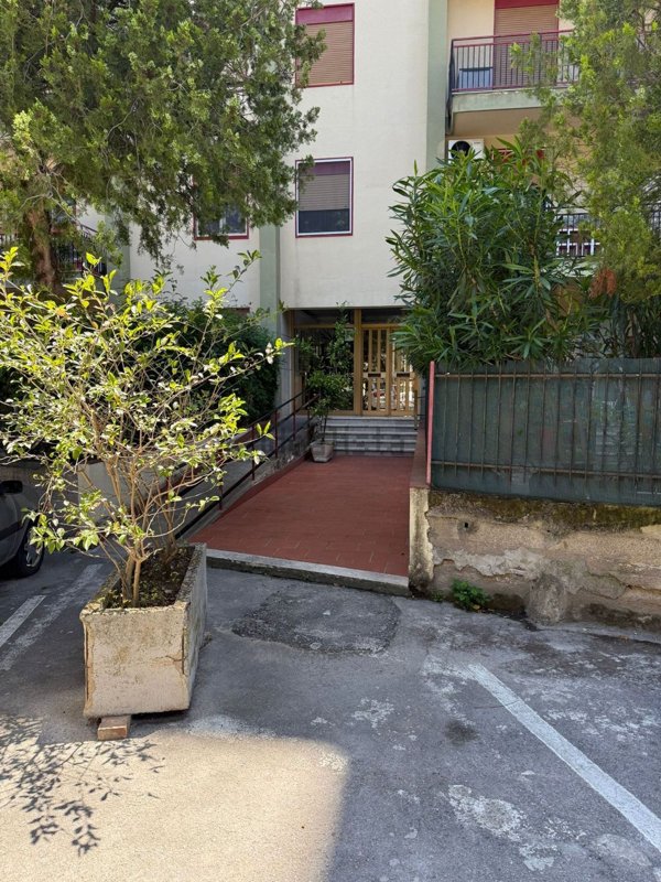 appartamento in vendita a Palermo in zona Uditore