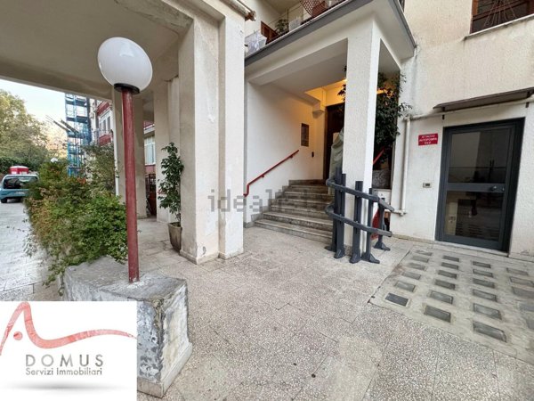 ufficio in vendita a Palermo in zona Malaspina/Palagonia