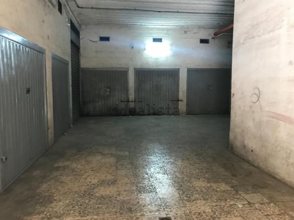 casa indipendente in vendita a Palermo in zona Malaspina/Palagonia