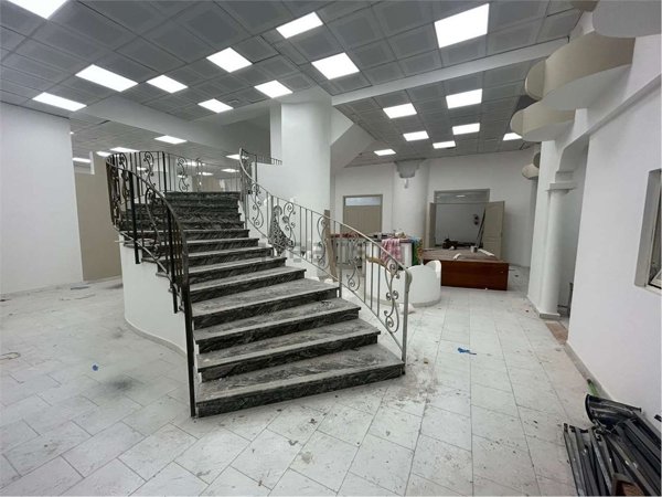 ufficio in vendita a Palermo in zona Montepellegrino