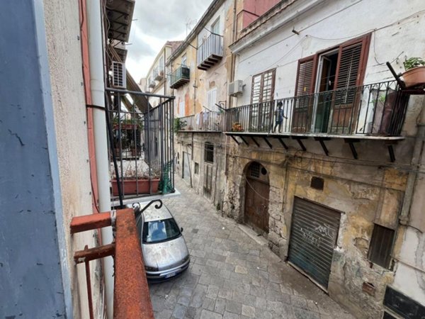 appartamento in vendita a Palermo in zona Centro storico