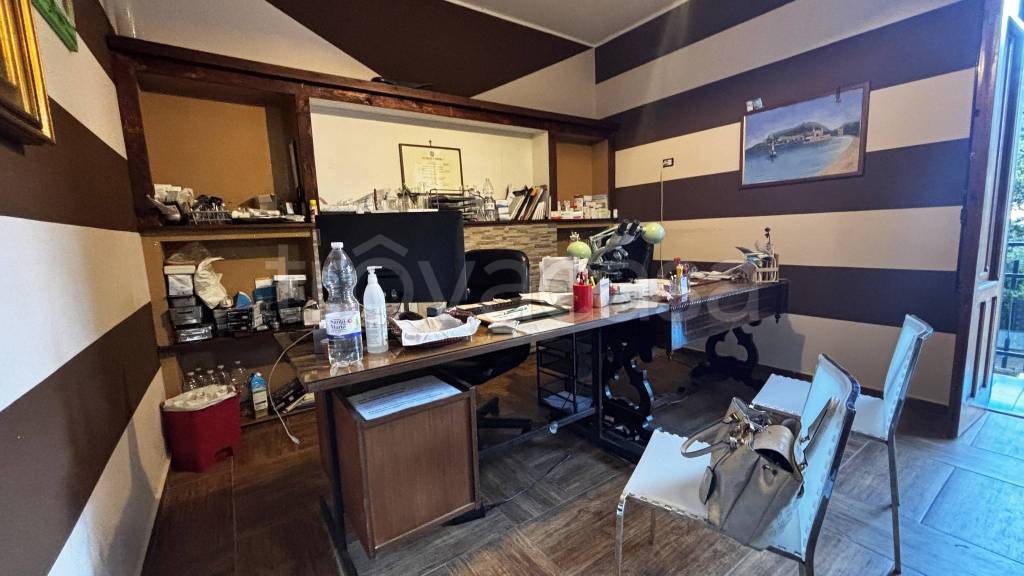 appartamento in vendita a Palermo in zona Partanna