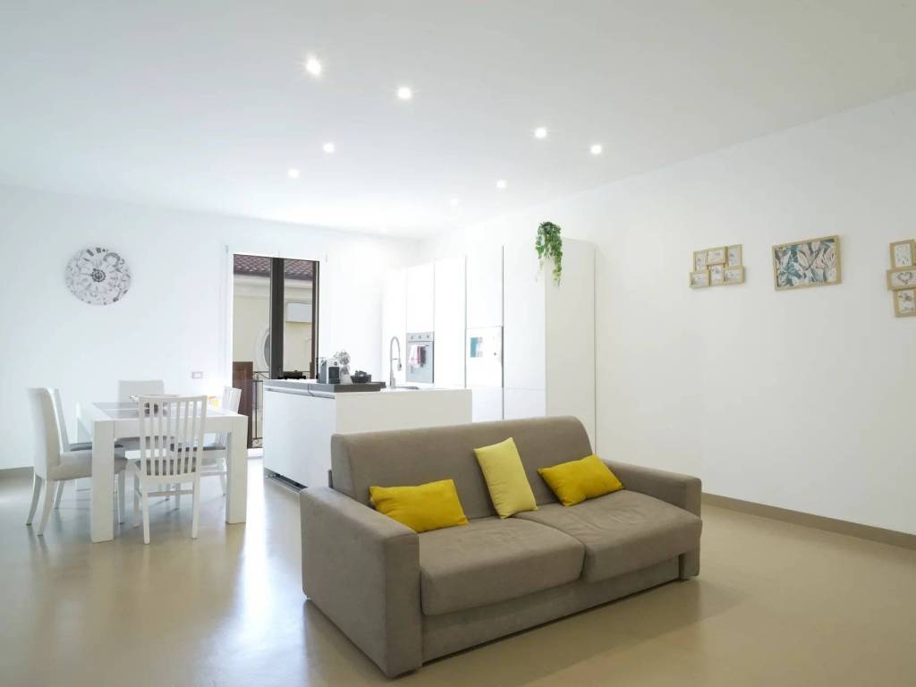 appartamento in vendita a Palermo