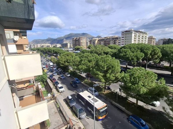 appartamento in vendita a Palermo in zona Uditore