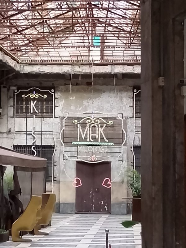 locale commerciale in vendita a Palermo in zona Centro storico