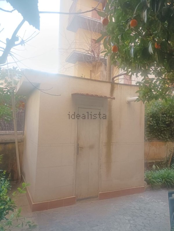 appartamento in vendita a Palermo in zona Montegrappa / Santa Rosalia