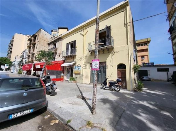 casa indipendente in vendita a Palermo in zona Calatafimi / Cuba