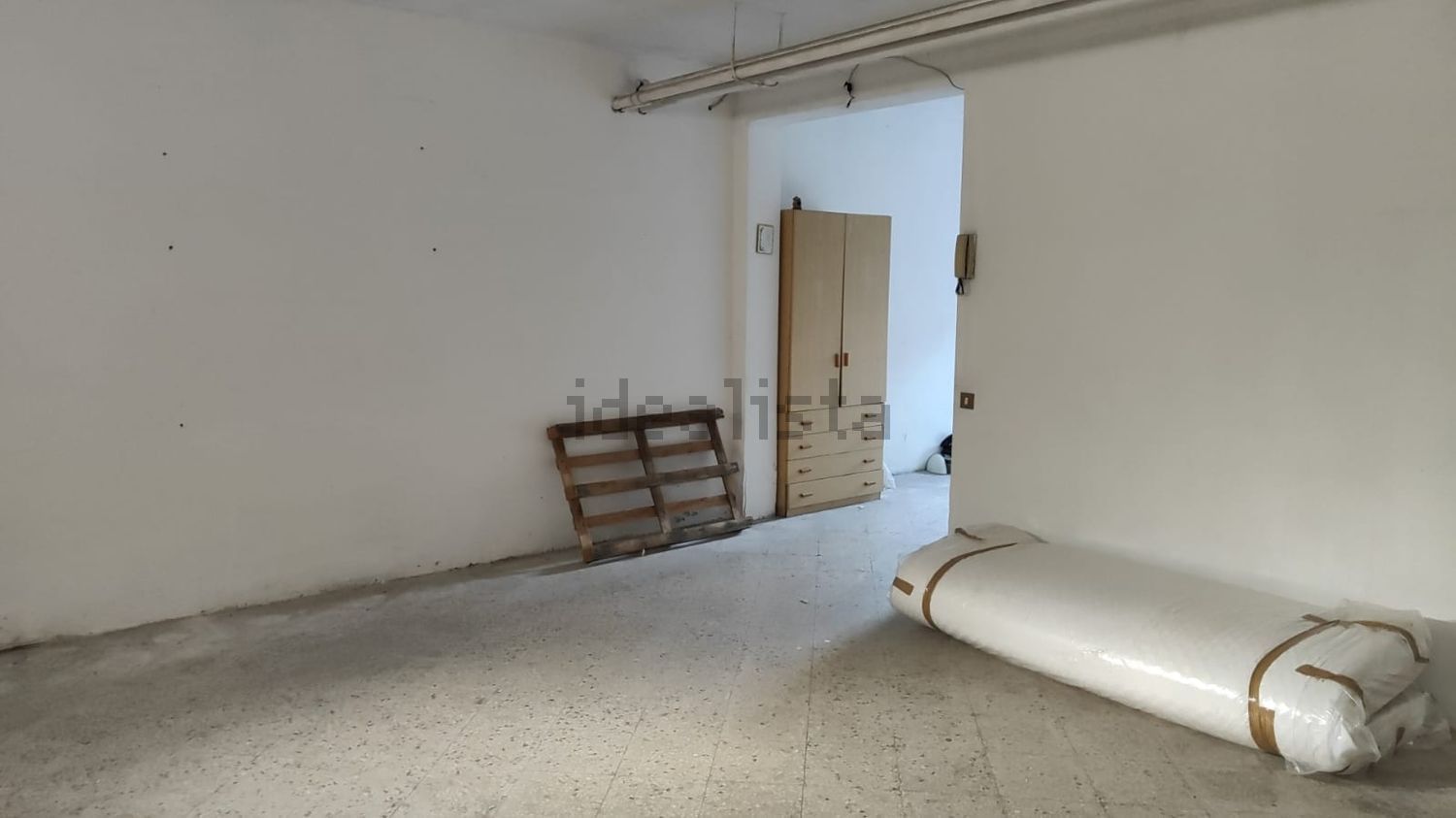 locale di sgombero in vendita a Palermo in zona Croceverde