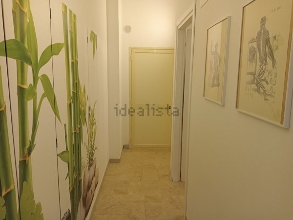 locale commerciale in vendita a Palermo in zona Oreto