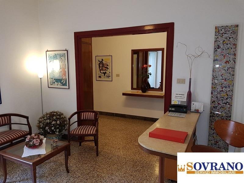 negozio in vendita a Palermo in zona Centro storico