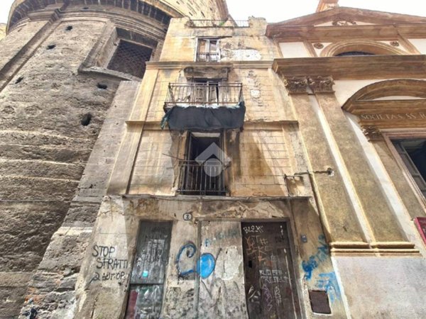 intera palazzina in vendita a Palermo in zona Centro storico