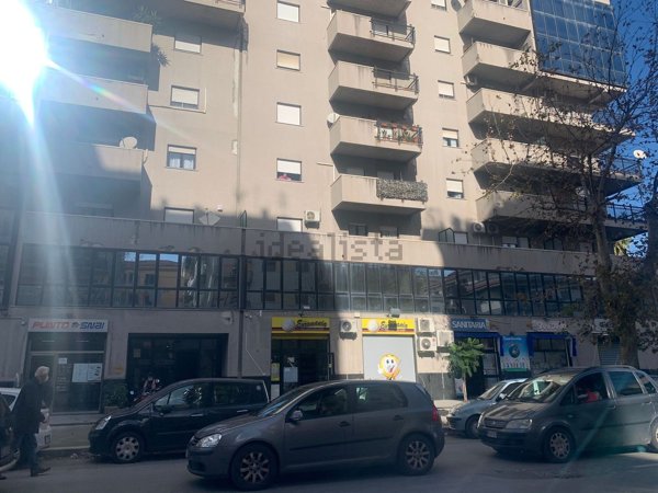 ufficio in vendita a Palermo in zona Montepellegrino