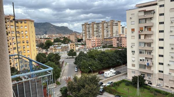 appartamento in vendita a Palermo in zona Malaspina/Palagonia