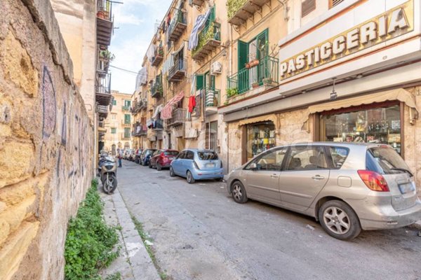 appartamento in vendita a Palermo in zona Zisa