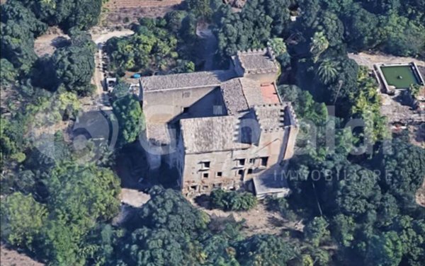 intera palazzina in vendita a Palermo in zona Baida