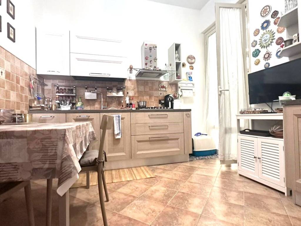 appartamento in vendita a Palermo in zona Politeama