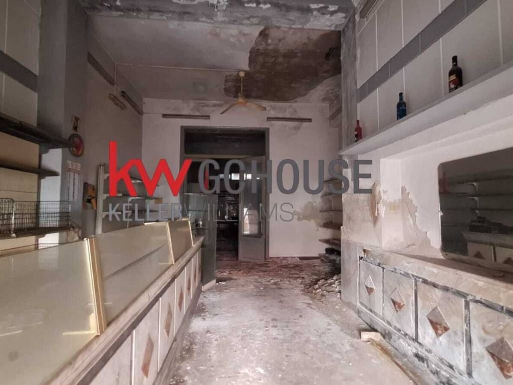 negozio in vendita a Palermo in zona Montepellegrino