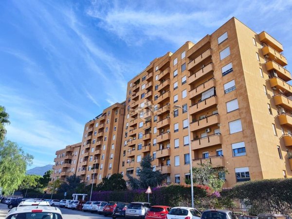 appartamento in vendita a Palermo in zona Uditore