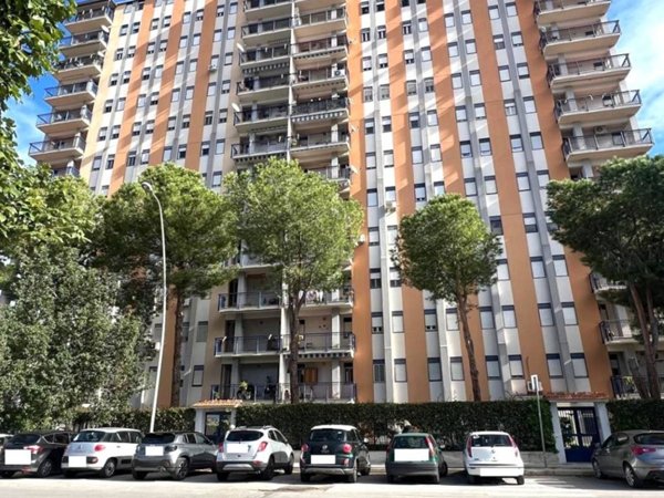 appartamento in vendita a Palermo in zona Villagrazia/Falsomiele