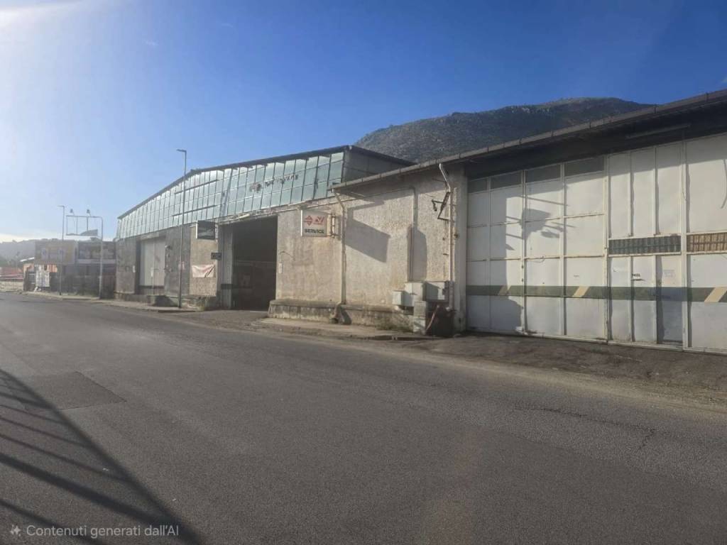 locale commerciale in vendita a Palermo in zona Pallavicino