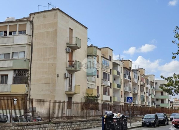appartamento in vendita a Palermo in zona Oreto