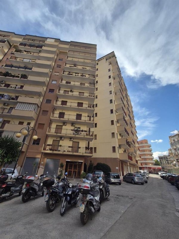 appartamento in vendita a Palermo in zona Noce