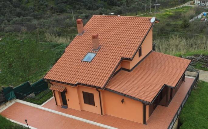 casa indipendente in vendita a Palermo in zona Villagrazia/Falsomiele