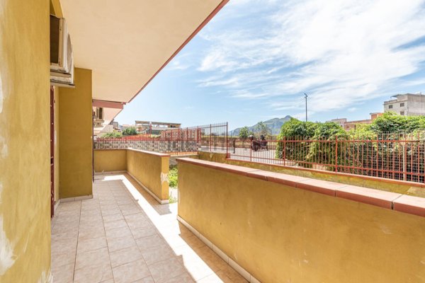 appartamento in vendita a Palermo in zona Acqua dei Corsari