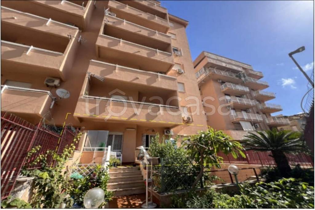 appartamento in vendita a Palermo in zona Tommaso Natale