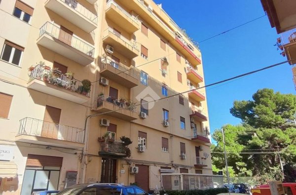appartamento in vendita a Palermo in zona Libertà