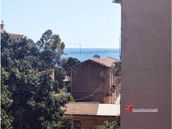 appartamento in vendita a Palermo in zona Arenella/Vergine Maria