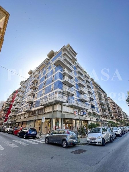 appartamento in vendita a Palermo in zona Libertà