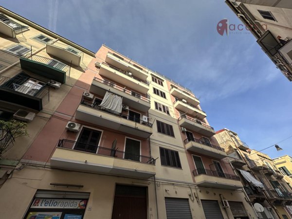 appartamento in vendita a Palermo in zona Montegrappa / Santa Rosalia