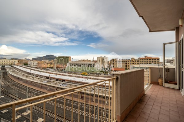 appartamento in vendita a Palermo in zona Oreto