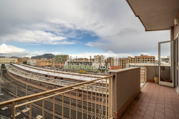 appartamento in vendita a Palermo in zona Oreto