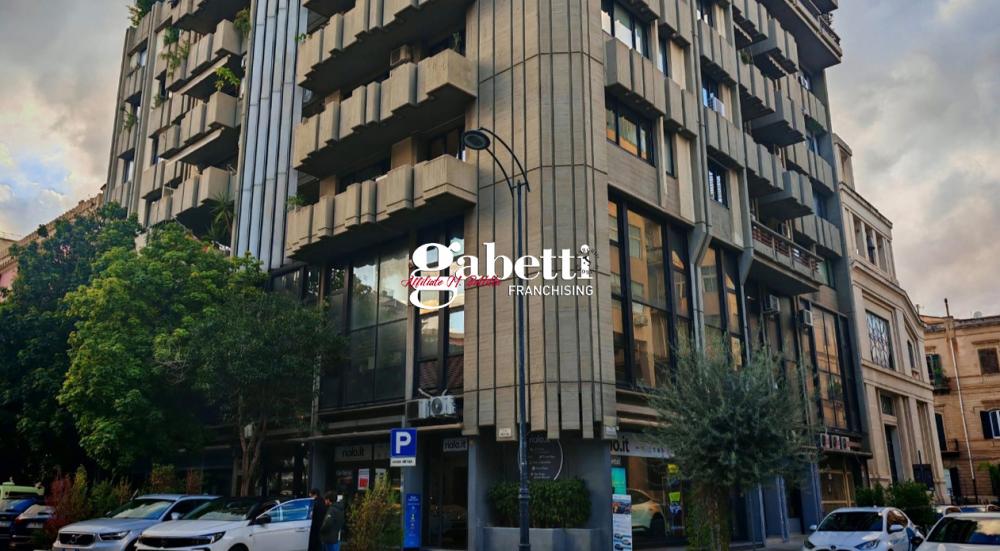 ufficio in vendita a Palermo in zona Libertà