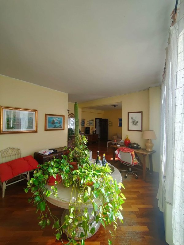 appartamento in vendita a Palermo in zona Malaspina/Palagonia