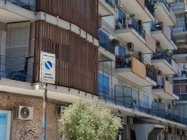 appartamento in vendita a Palermo in zona Malaspina/Palagonia