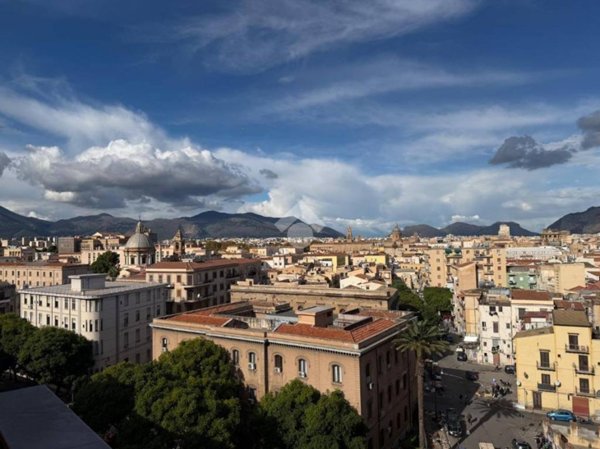 appartamento in vendita a Palermo in zona Oreto