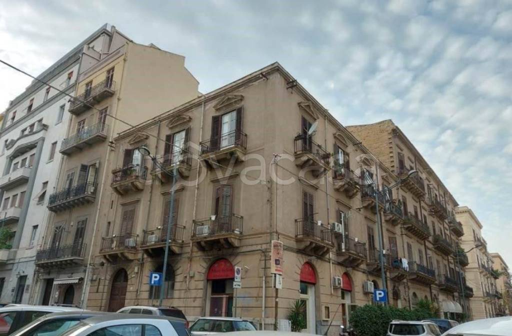 appartamento in vendita a Palermo in zona Libertà