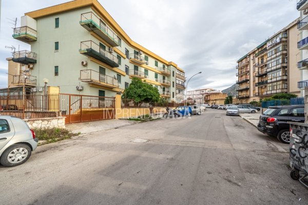 appartamento in vendita a Palermo in zona Brancaccio