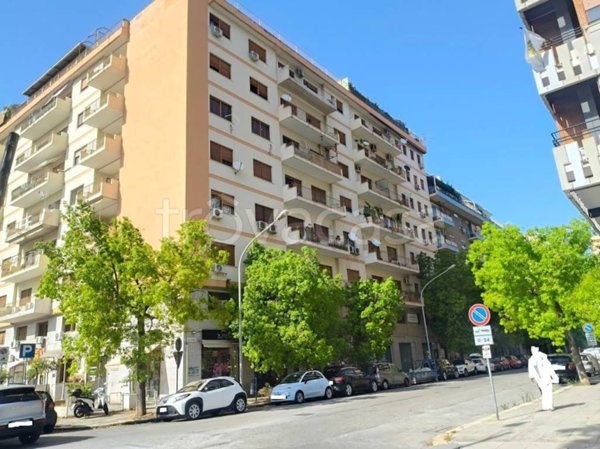 appartamento in vendita a Palermo in zona Libertà
