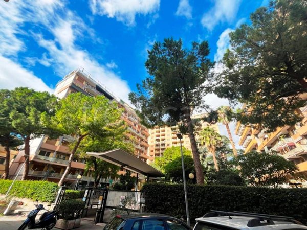 appartamento in vendita a Palermo in zona Malaspina/Palagonia