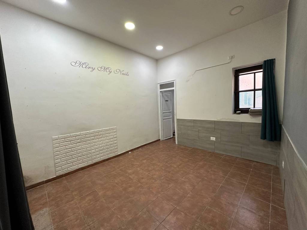 appartamento in vendita a Palermo in zona Malaspina/Palagonia