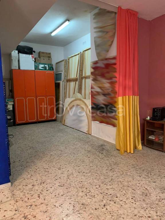negozio in vendita a Palermo in zona Uditore
