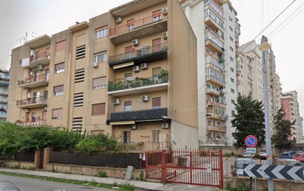 appartamento in vendita a Palermo in zona San Lorenzo